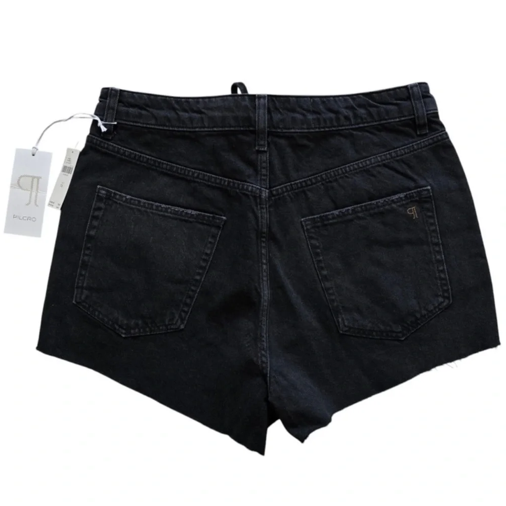 NWT Anthropologie Pilcro Lace-Up Denim
Shorts, Size 32 - Picture 7 of 9